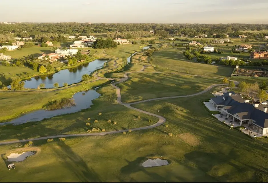 Pilara Golf Club Buenos Aires Argentina golf package