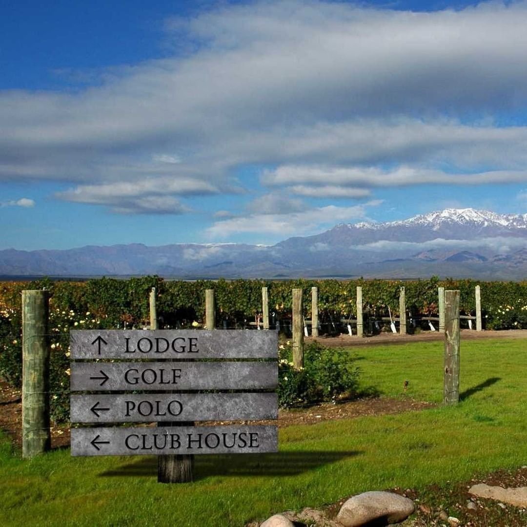 Mendoza Golf Wine Catena Zapata Argentina