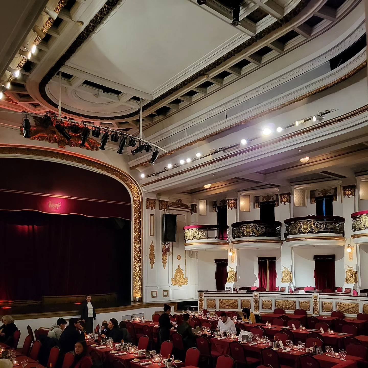 Tango night Buenos Aires premium show dinner Argentina