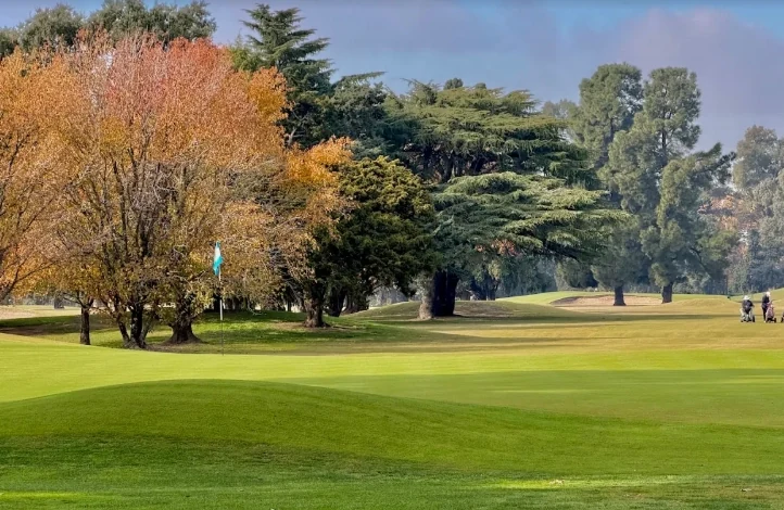 Jockey Club golf Buenos Aires Argentina best time to play